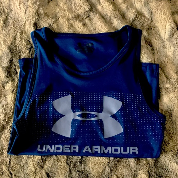 Under Armour medium tank - Picture 1 of 3
